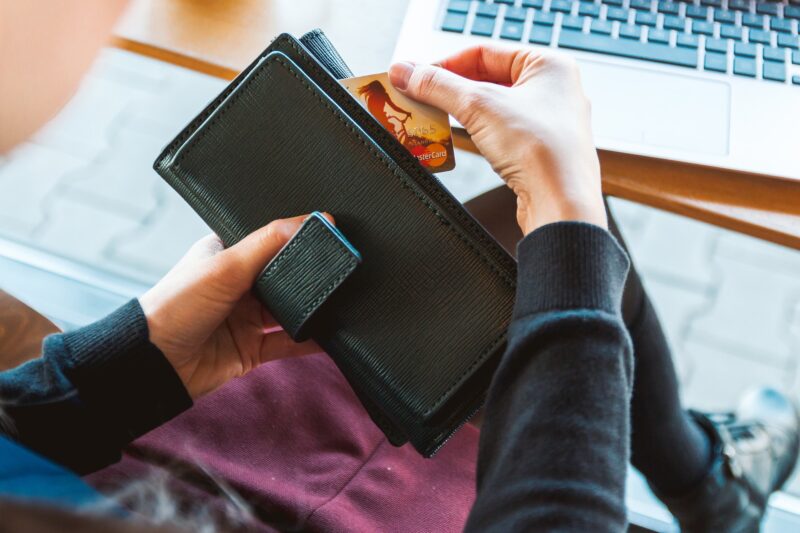Erstmals kommt für eine Mehrheit eine Online-Bank in Frage