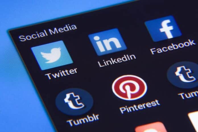 Drei Viertel aller deutschen Unternehmen nutzen soziale Medien